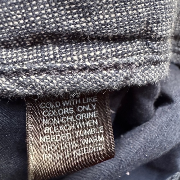 Express  Women's Shorts size 4 - Picture 4 of 4